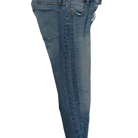 Abercrombie and Fitch Women's Curve Love High Rise Super Skinny Ankle Jeans - Picture 3 of 4